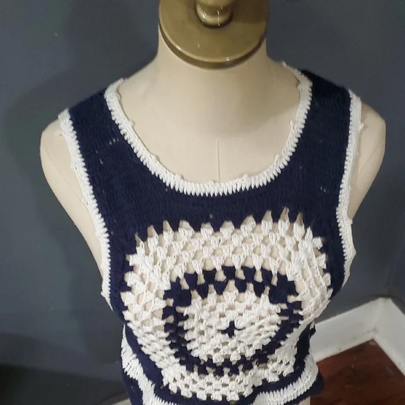 Zara Dark Blue and White Coastal Crochet Crop Top - Picture 3 of 10